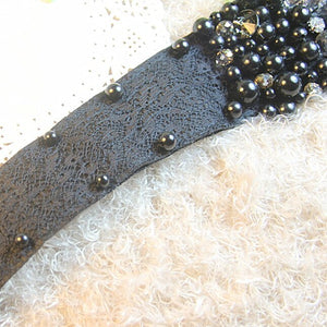 Dainty - Detachable Rhinestone Feather Collar